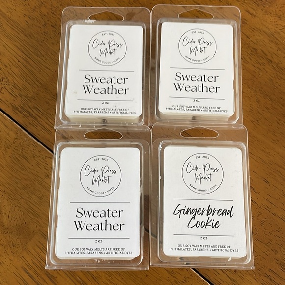NWT Soy Wax melts. Lot of 4. 3-sweater weather/1 gingerbread cookie. Cream - Picture 3 of 7